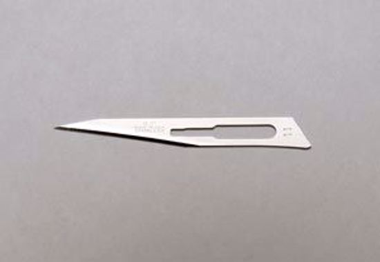 Picture of ASPEN BARD-PARKER® SAFETYLOCK™ CARBON STEEL BLADES WITH RIB-BACK™ DESIGN Safetylock™ Carbon Steel Blade, #22, 50/Bx, 3 Bx/Cs (Not Available For Sale Into Canada)