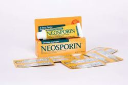 Picture of J&J NEOSPORIN® Neosporin Ointment, 1/32 Oz Foil Pack, 144/Bx