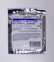 Picture of DRESSING PETROLATM GZE 1X8 STR (50/BX 4BX/CS)