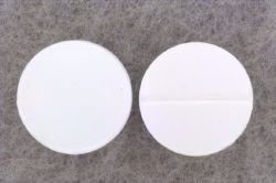 Picture of NIACINAMIDE TAB 500MG (100/BT) MJRUGB